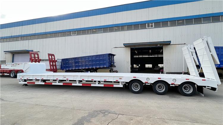 Hydraulic 3 Axle Low Bed Trailer Manufacturer | Low Bed Semi Trailer In Uganda