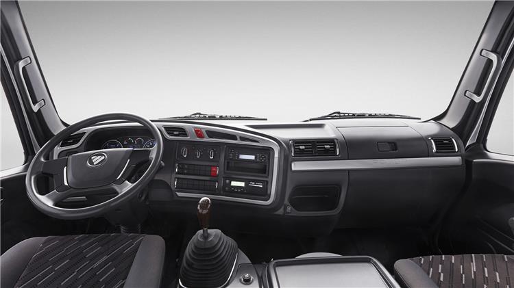 Foton Auman EST Price Cargo Box Truck In Uganda