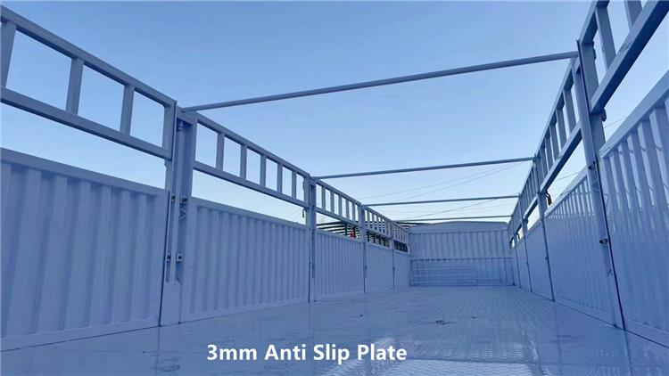 3 Axle 80 Ton Stake Semi Trailer for Sale in Uganda