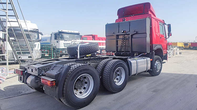 Sinotruk Howo 380 6x4 Tractor Head for Sale in Uganda
