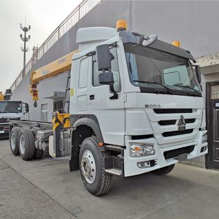 XCMG Lorry Mounted Crane